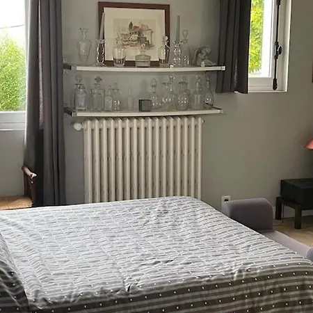 Bed & Breakfast Josephine Saint-Cloud